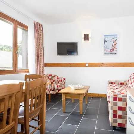Les Aiguilles De Warens Holiday home