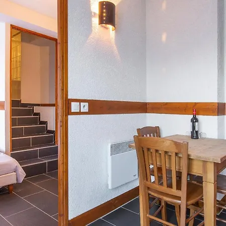Holiday home Les Aiguilles De Warens