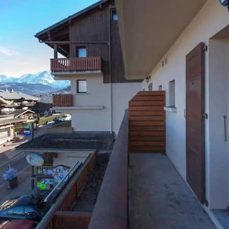 Les Aiguilles De Warens Holiday home *