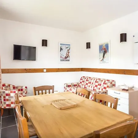 Les Aiguilles De Warens